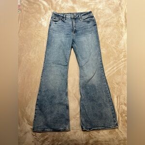 Old Navy Women's Medium Wash Flare Jeans